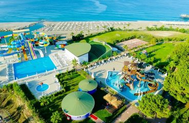 RAYMAR RESORT & AQUA